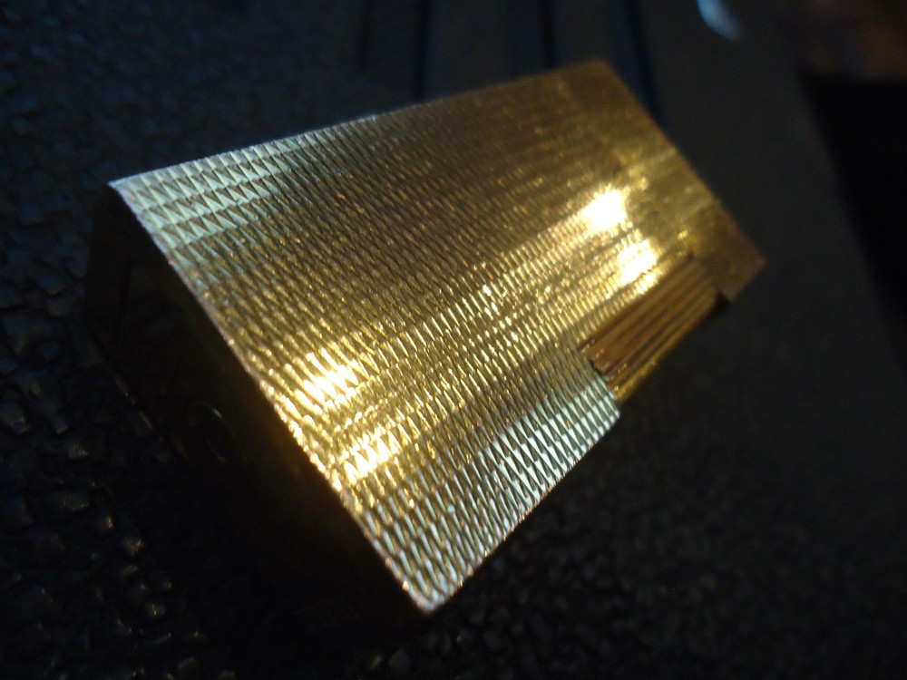 Flaminaire Vinci Lighter - Gold Plated - Textured Pattern - Pouch