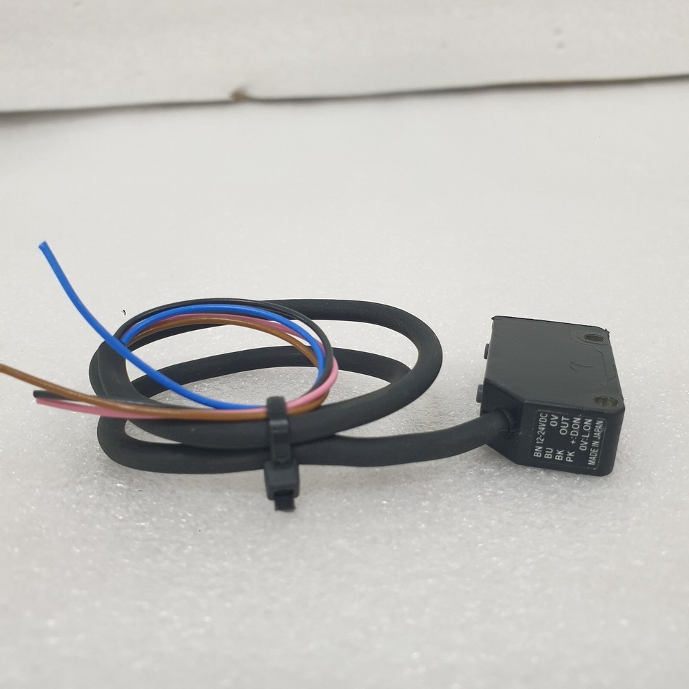 Keyence BN 12-24VDC Photoelectric Switch Sensor