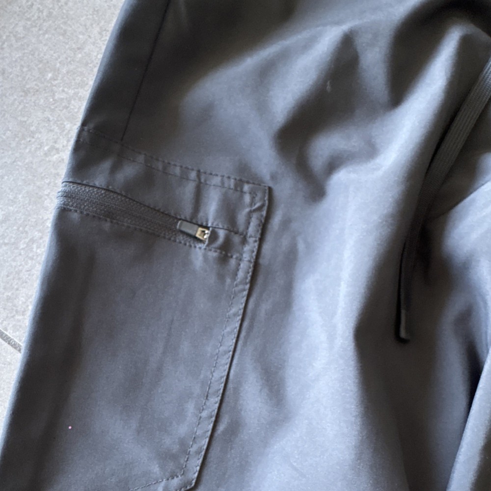 Dagacci grey Scrubs Set Medium Polyester Spandex Pants & Cap