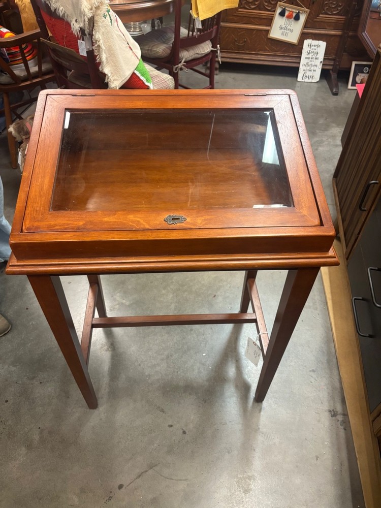 bijouterie table