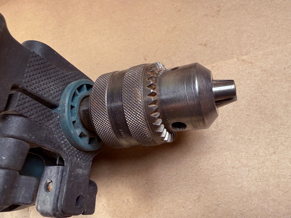 Working with Issues - Bosch 1198VSR Variable Speed Reversing 1/2" Hammer Drill