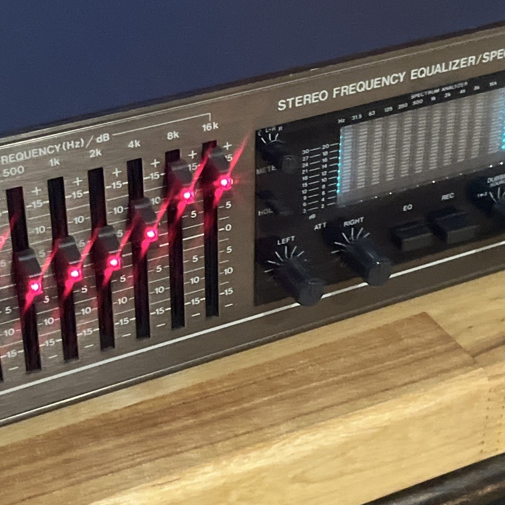 BSR EQ 3000 Stereo Frequency Equalizer Spectrum Analyzer Great Condition Tested