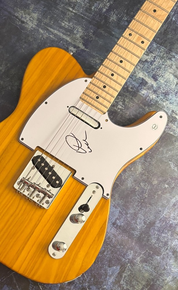GFA Earth, Wind & Fire Band * VERDINE WHITE * Signed Electric Guitar COA