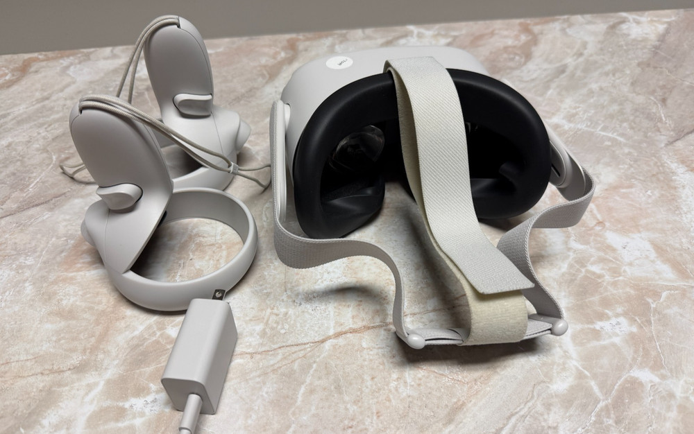 Meta Oculus Quest 2 128GB Standalone VR Headset - White