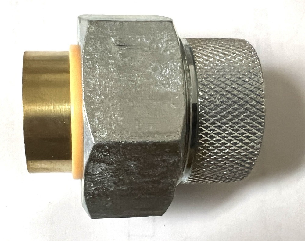 3x 1” FPT Brass Pipe Dielectric Union 168-005NL Soldered fitting & Threaded Lot