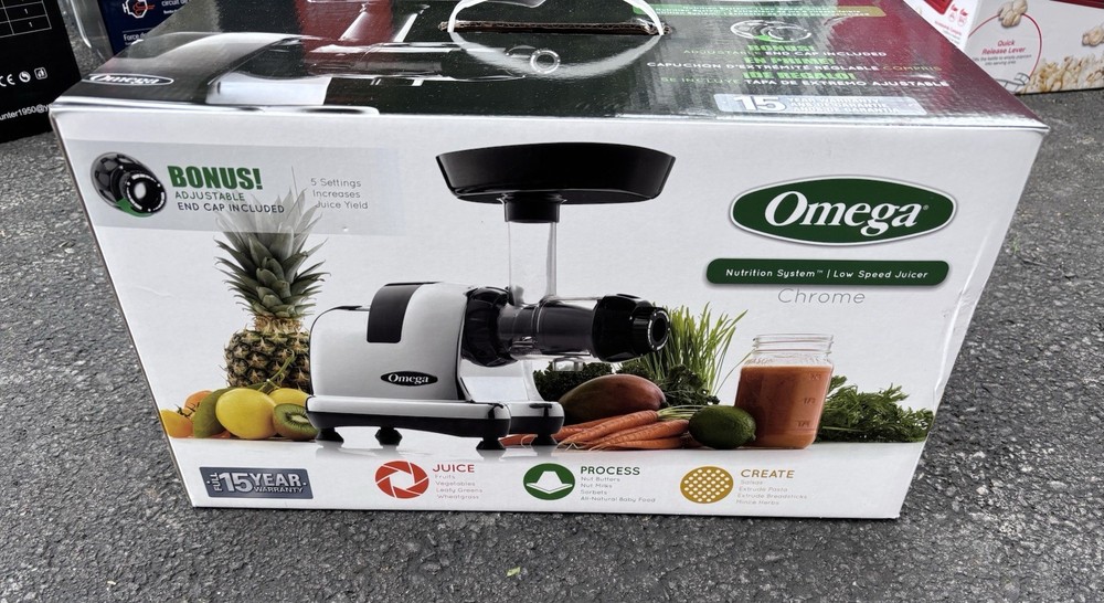 OMEGA J8006HDC Cold Press Juicer Machine 200W Chrome
