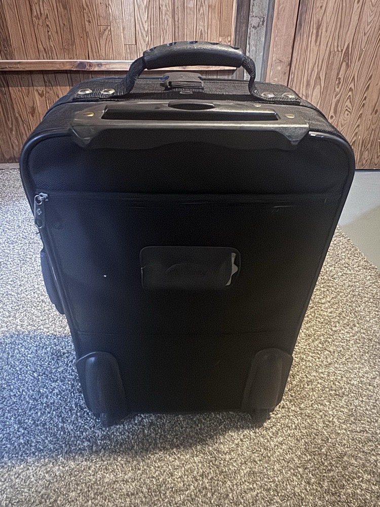 Samsonite Softside Rolling Carry-On Suitcase 23-inch