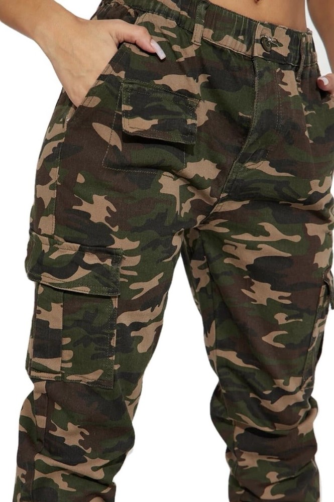 Women’s Cargo Pants Size XL