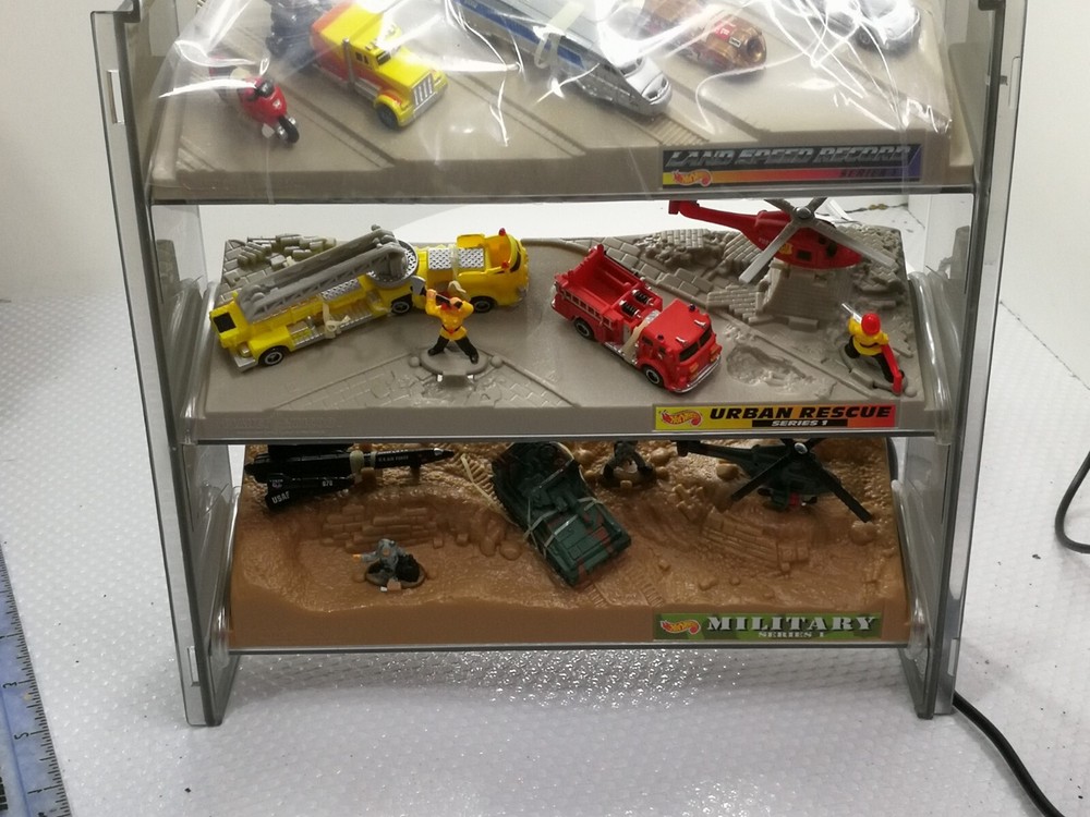 BOXED HOT WHEELS MATTEL PLANET MICRO COLLECTOR GIFT PACK