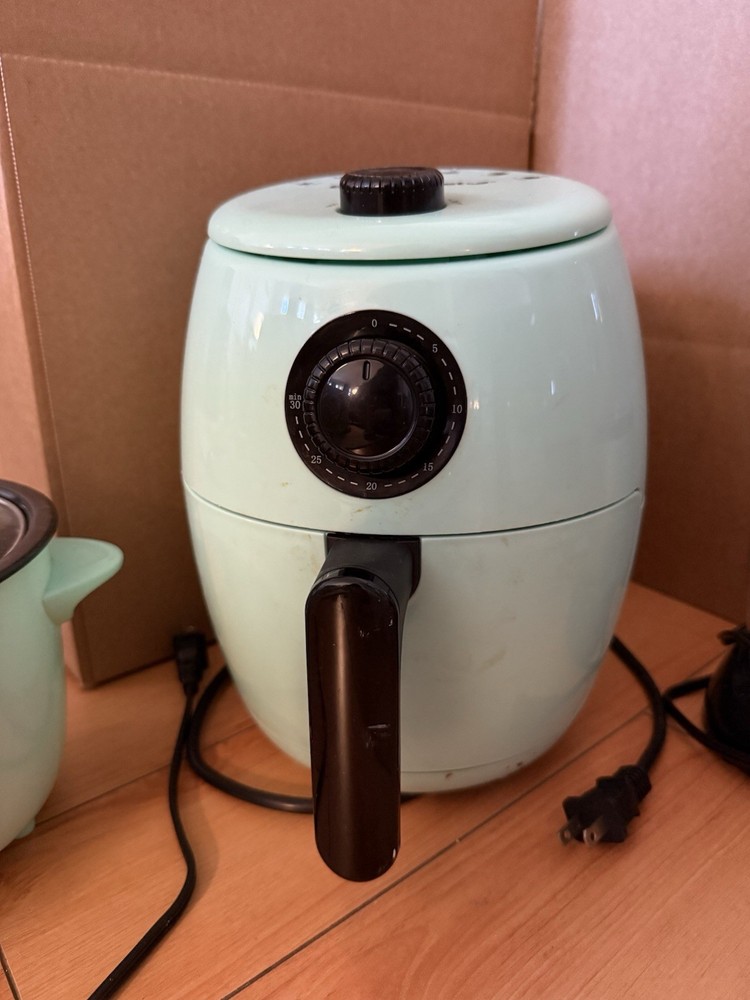 🌿 Mint Green Kitchen Appliance Set Mix