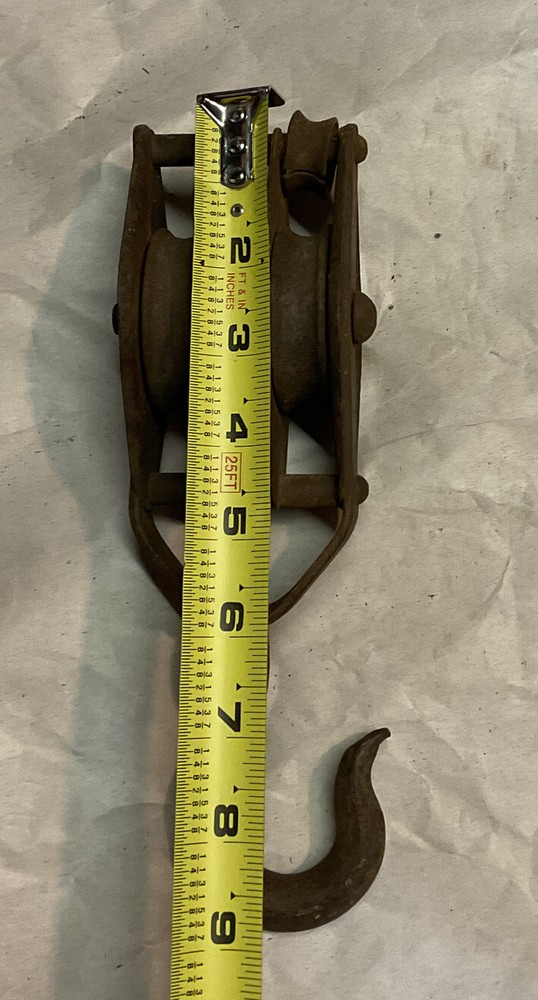 VTG Rustic Iron Tackle & Triple Pulley & Hook