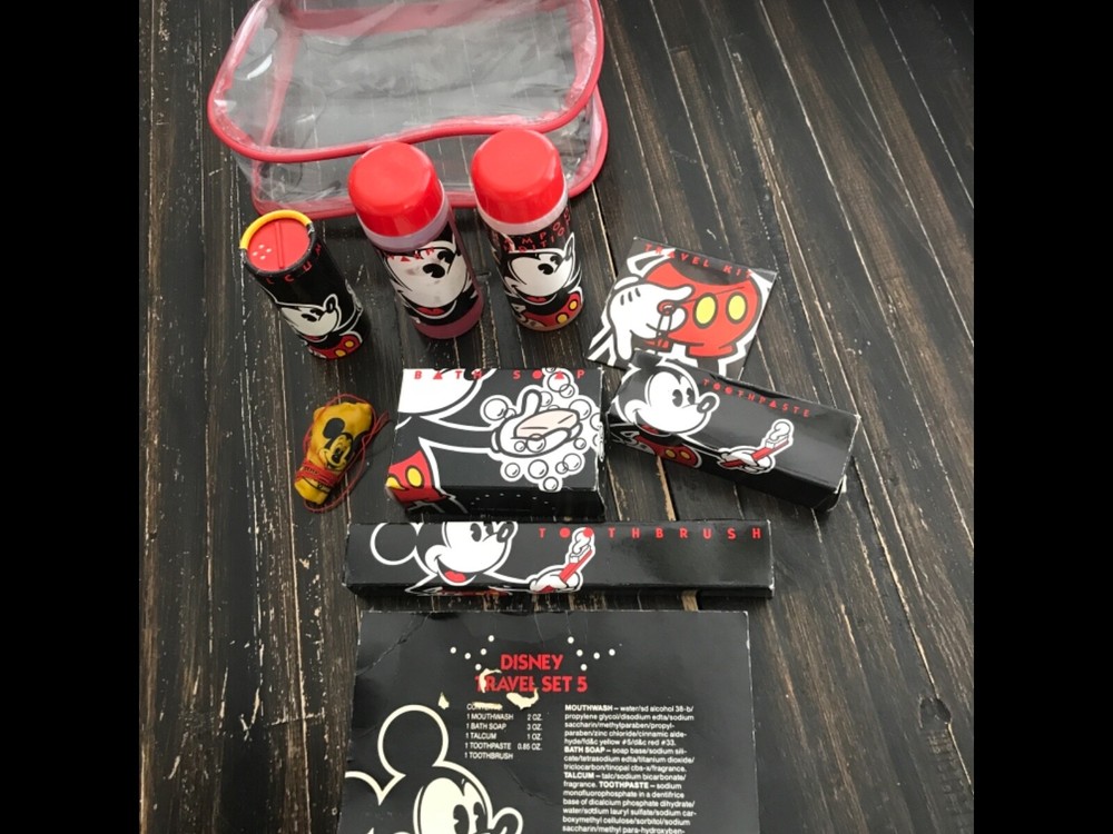 vintage disney/ mickey mouse travel set