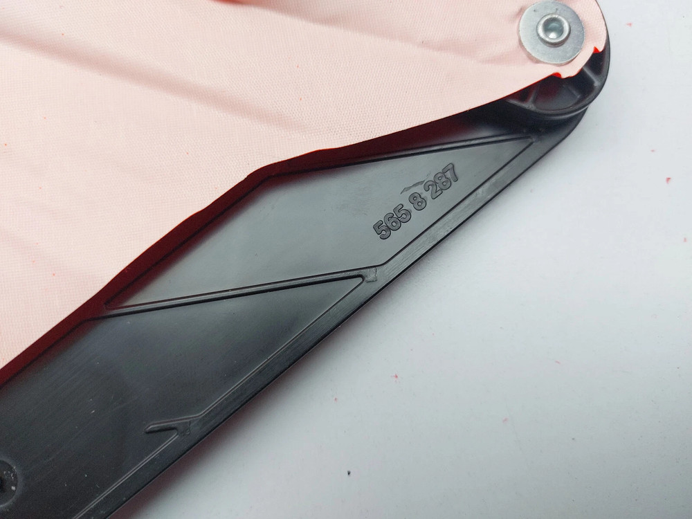 VOLVO V40 EMERGENCY HAZARD WARNING TRIANGLE 2013