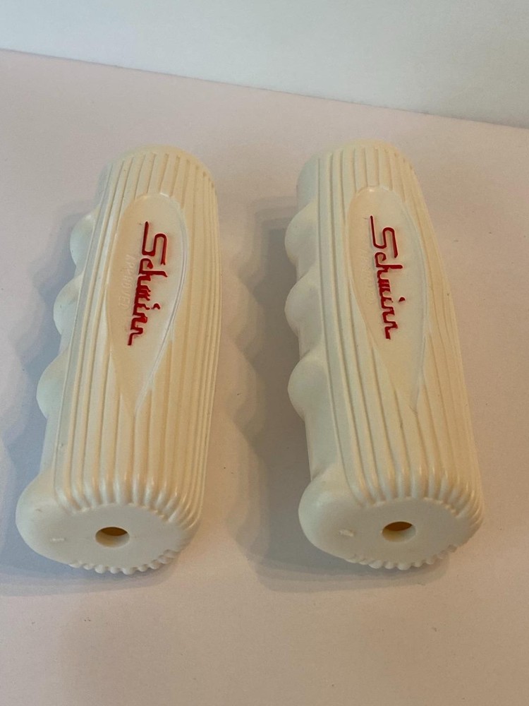 Schwinn Approved CHUBBY Bicycle GRIPS White w/ RED