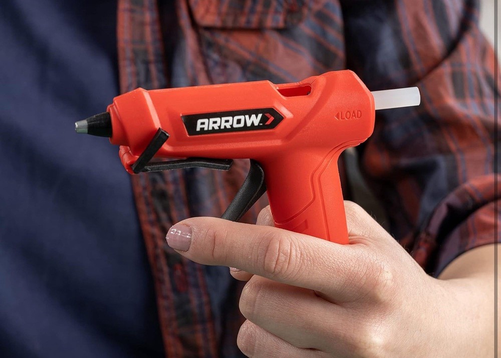 Arrow Mini Glue Gun Includes 10 free glue sticks
