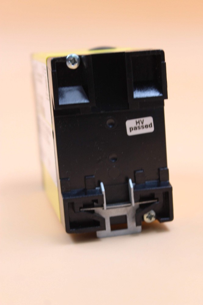 New | BENDER | IRG143P |