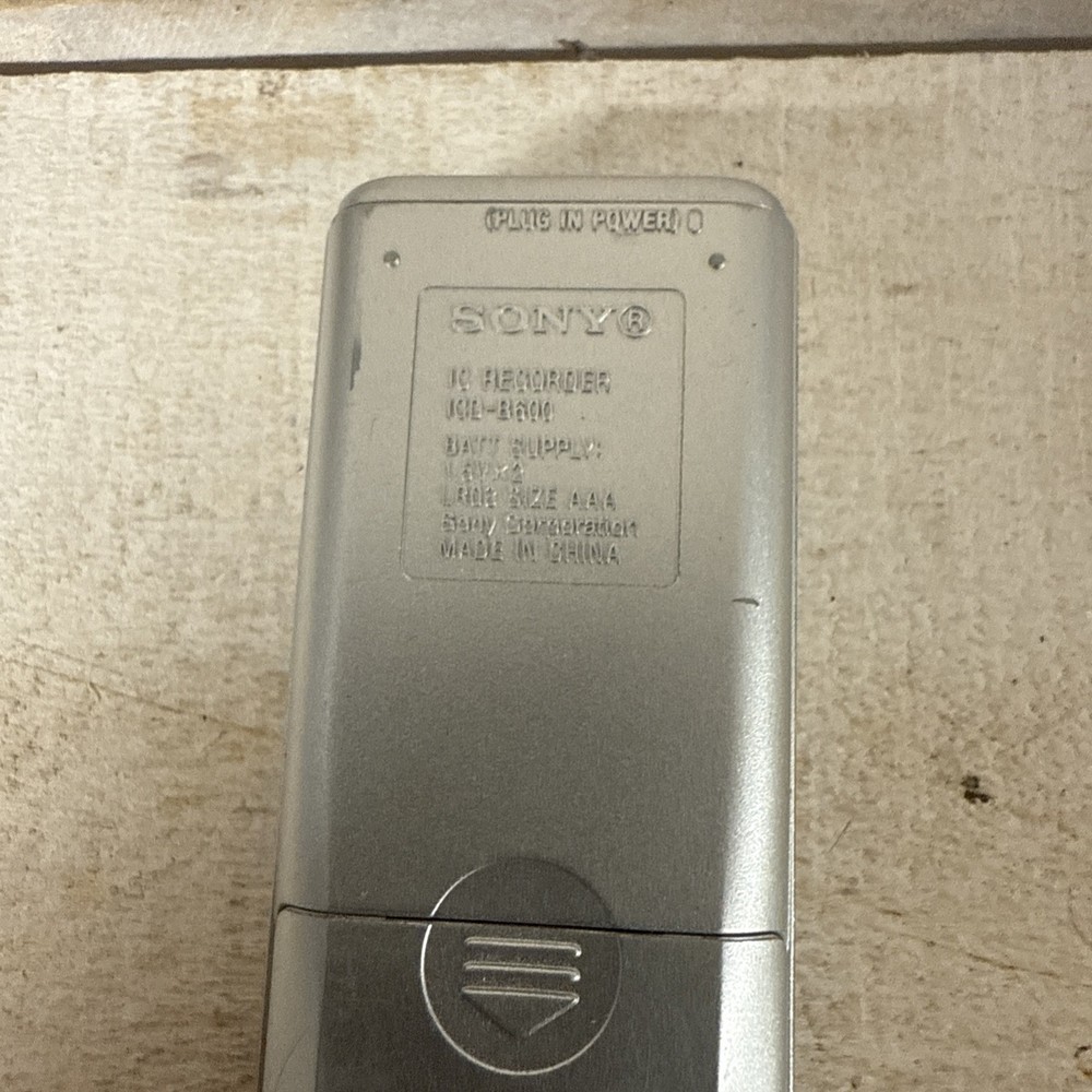 Sony Mini Digital Voice Recorder ICD-B600 Handheld Note Taking Dictation