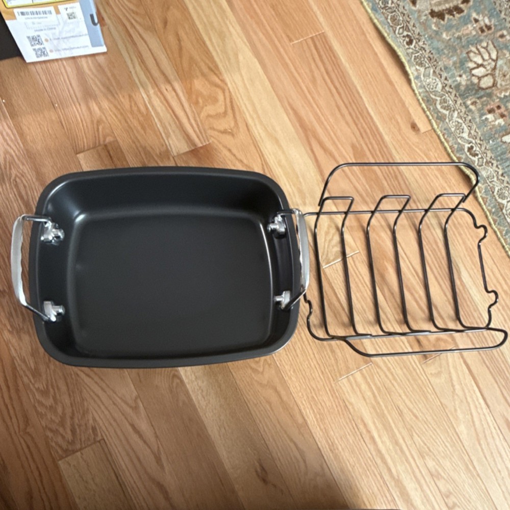 Non-Stick Heavy-Duty Roasting Tray with Rack 17x13 in Black Rectangular