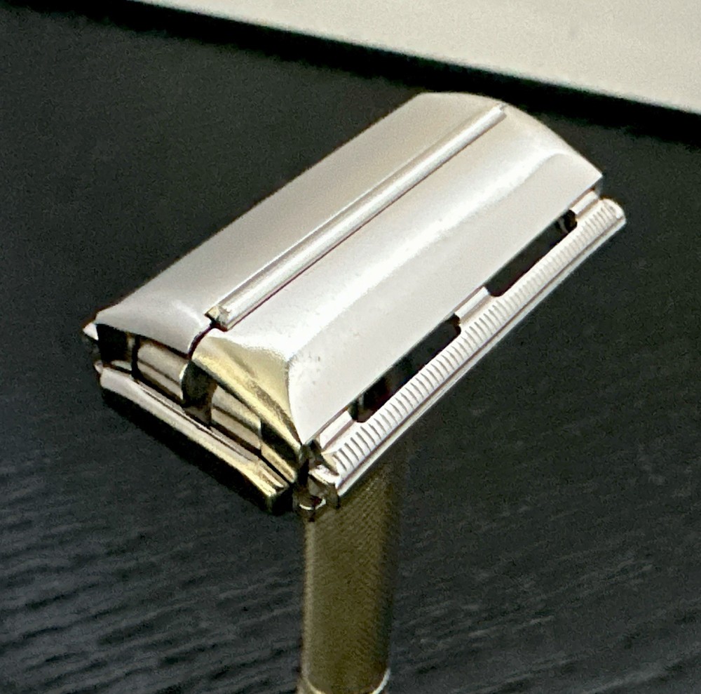 Gillette “1940’s Style”Super Speed Safety Razor**