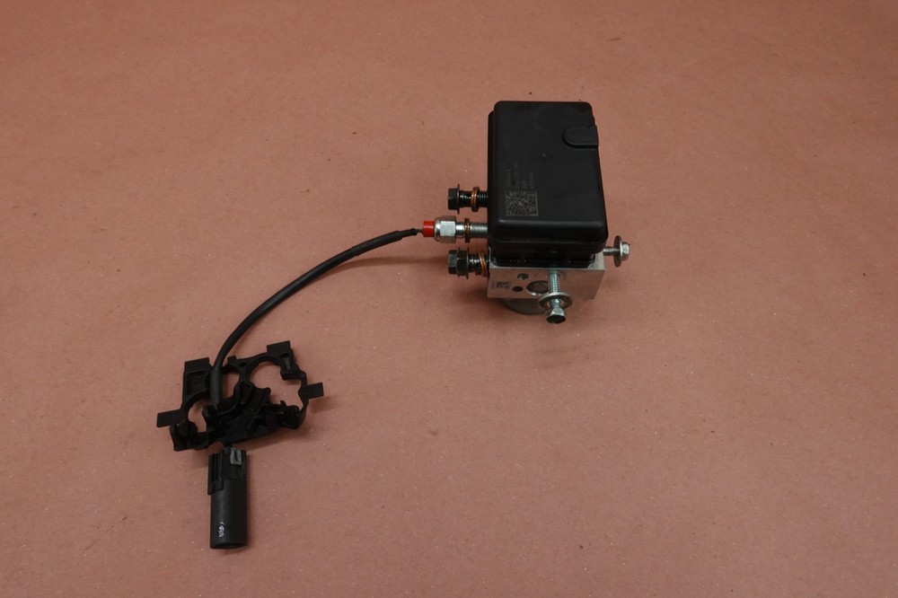 2020-2023 Indian Challenger ABS Module Brake Pump