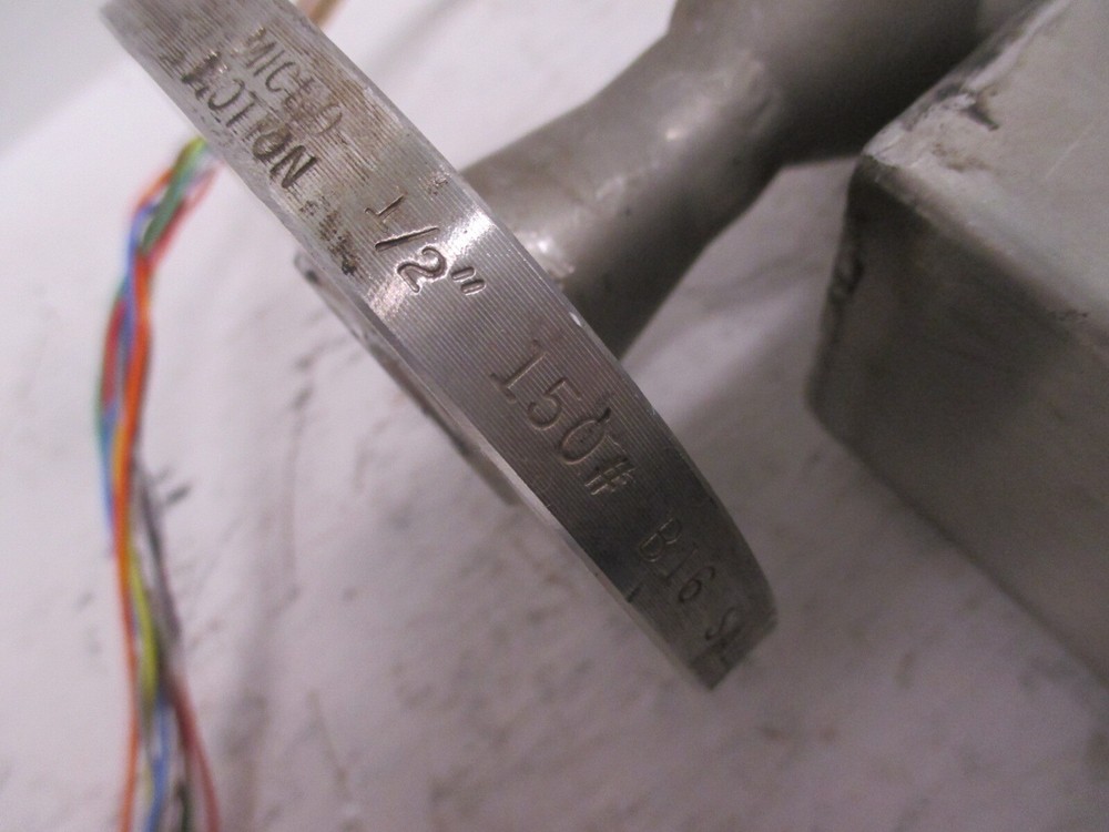 Micro Motion DS040S113 1/2" Mass Flow Sensor Meter Type 3 Missing Transmitter