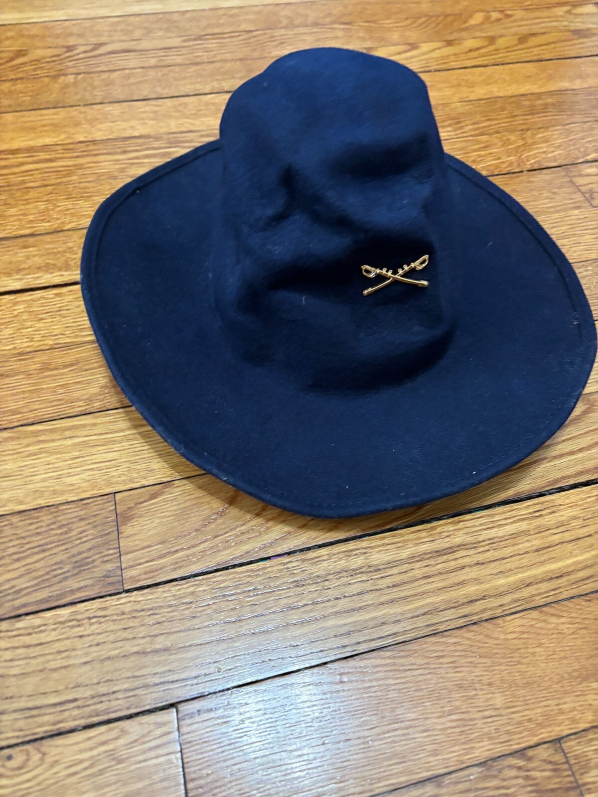 Vintage US Army Cavalry Navy Blue Wool Felt Bucket Hat Sz 7 1/8 w Emblem Pin