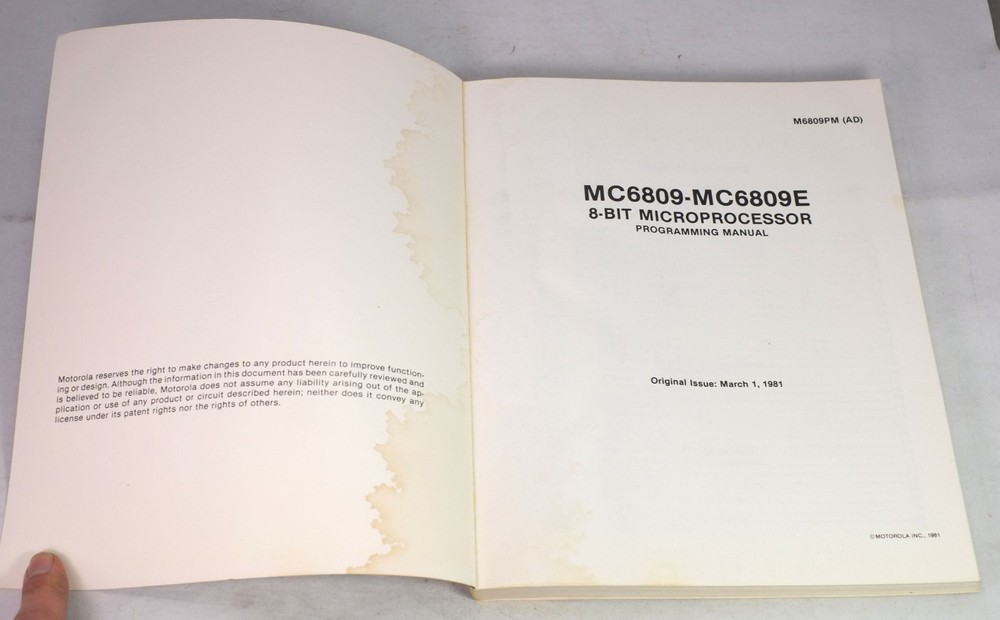 Motorola MC6809-MC6809E Microprocessor Programming Manual 1981