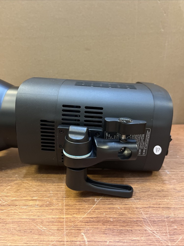 NEEWER CB60B LED VIDEO LIGHT