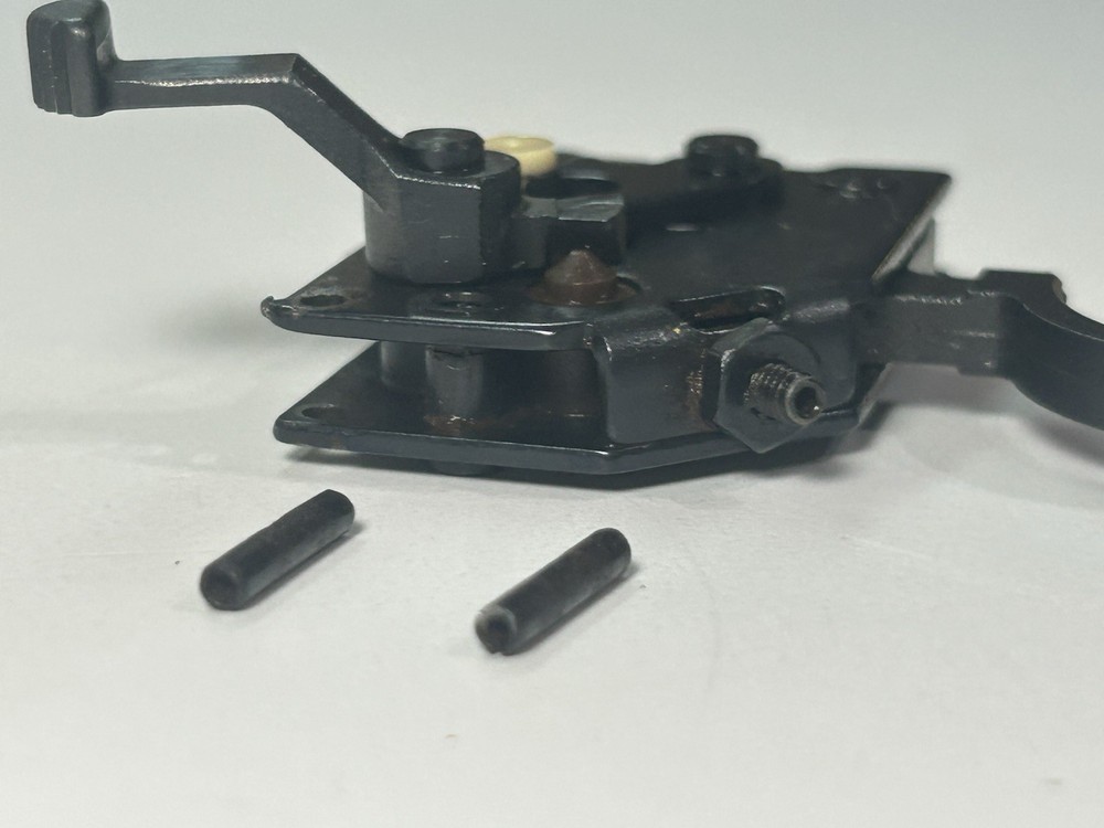 Thompson Center Black Diamond Inline Muzzleloader Trigger Assembly With Pins