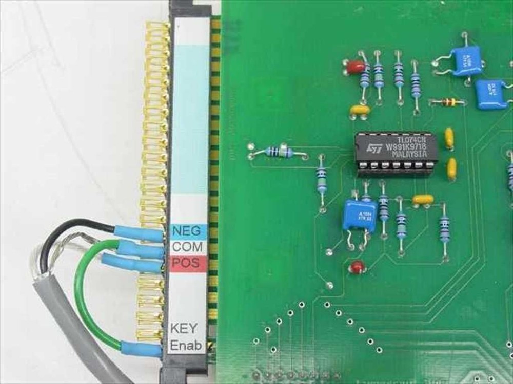 Uniax Controller Card P1013