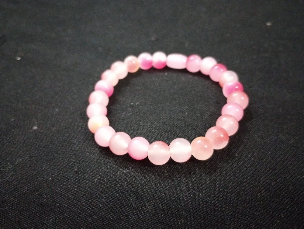 red glass bead bracelet