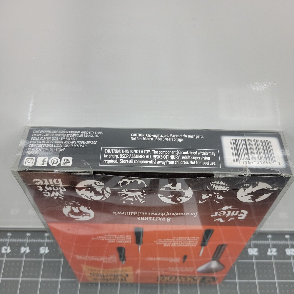 Pumpkin Masters Carving Kit With 8 Patterns