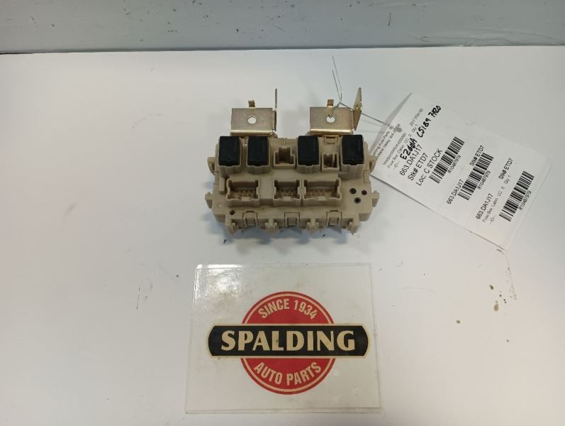 EZ00A, C5189, 7A20 Under Dash TITAN XD  2017 Fuse Box 10487979