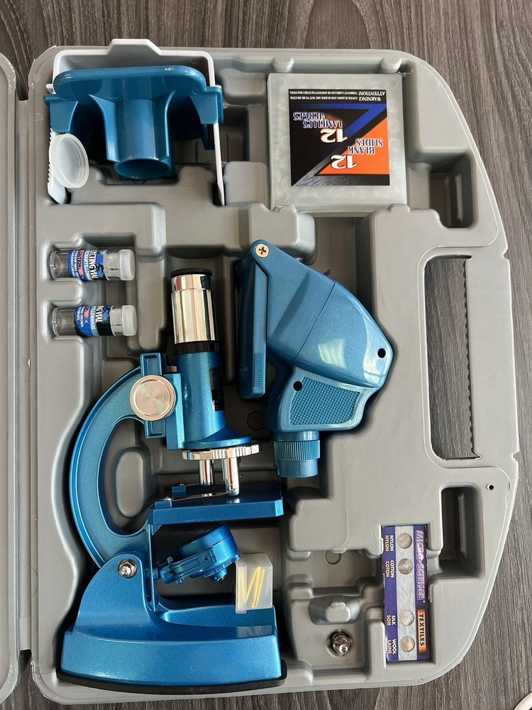 Micro Science Deluxe Microscope Set W/ Travel Case