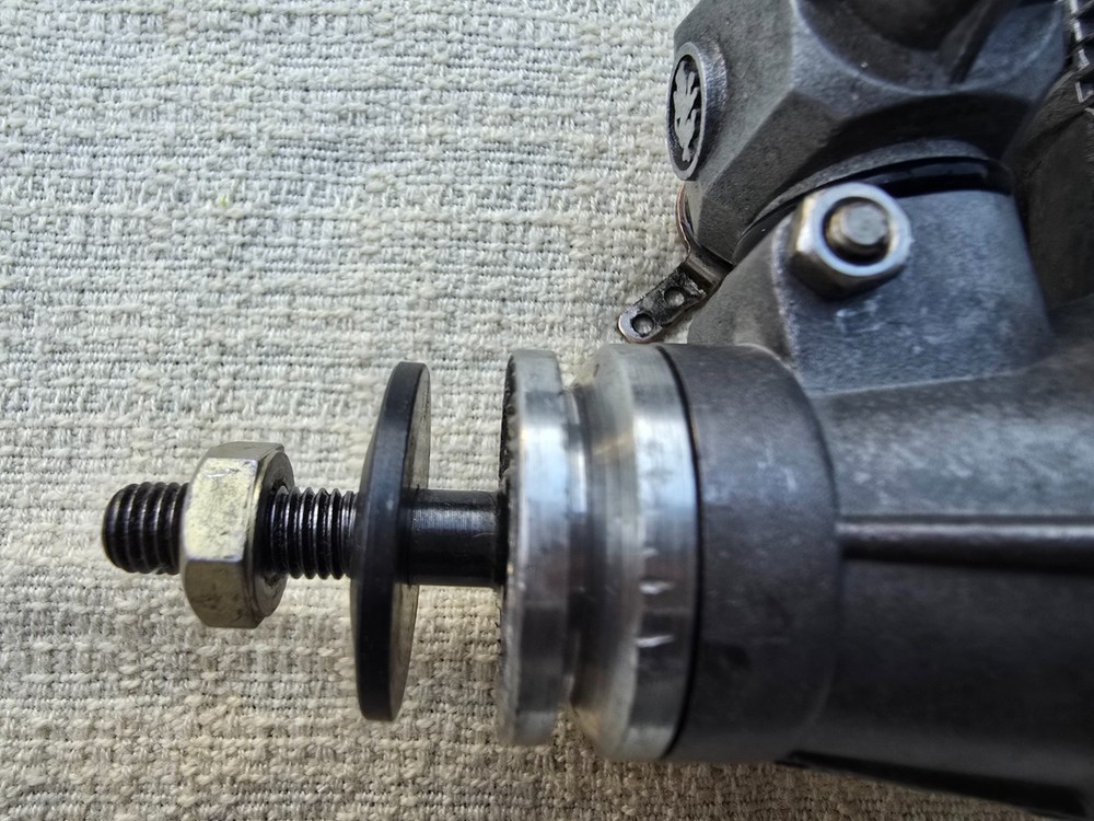 Vintage Royal 40 RC Glow / Nitro Model Airplane Engine