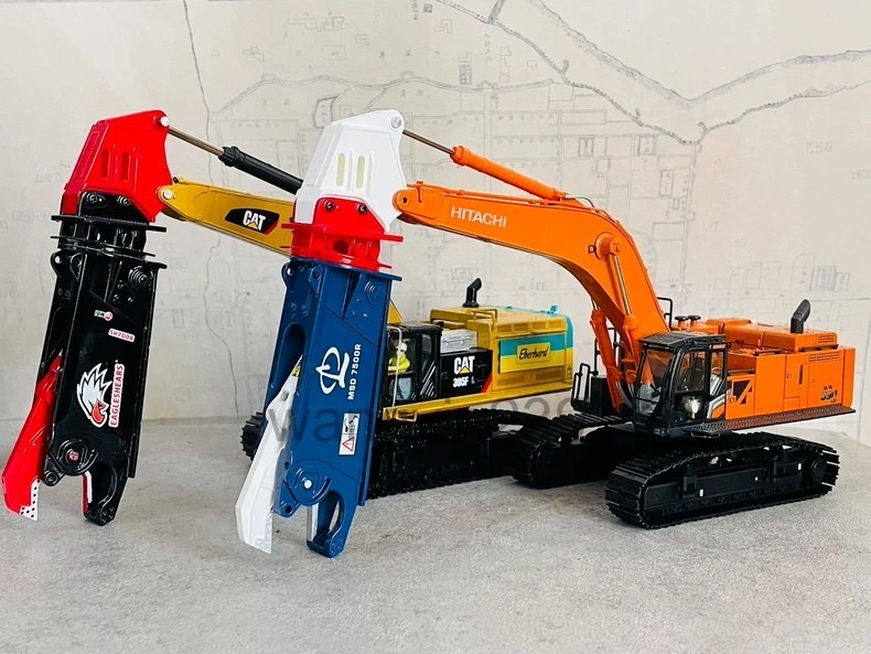 1:50 1PC Broken Clamp Model Associated with Various Construction Vehicle Model