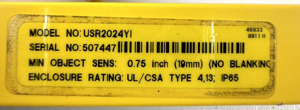 Banner USR2024Y Micro-Screen Light Curtain, used (EE1)