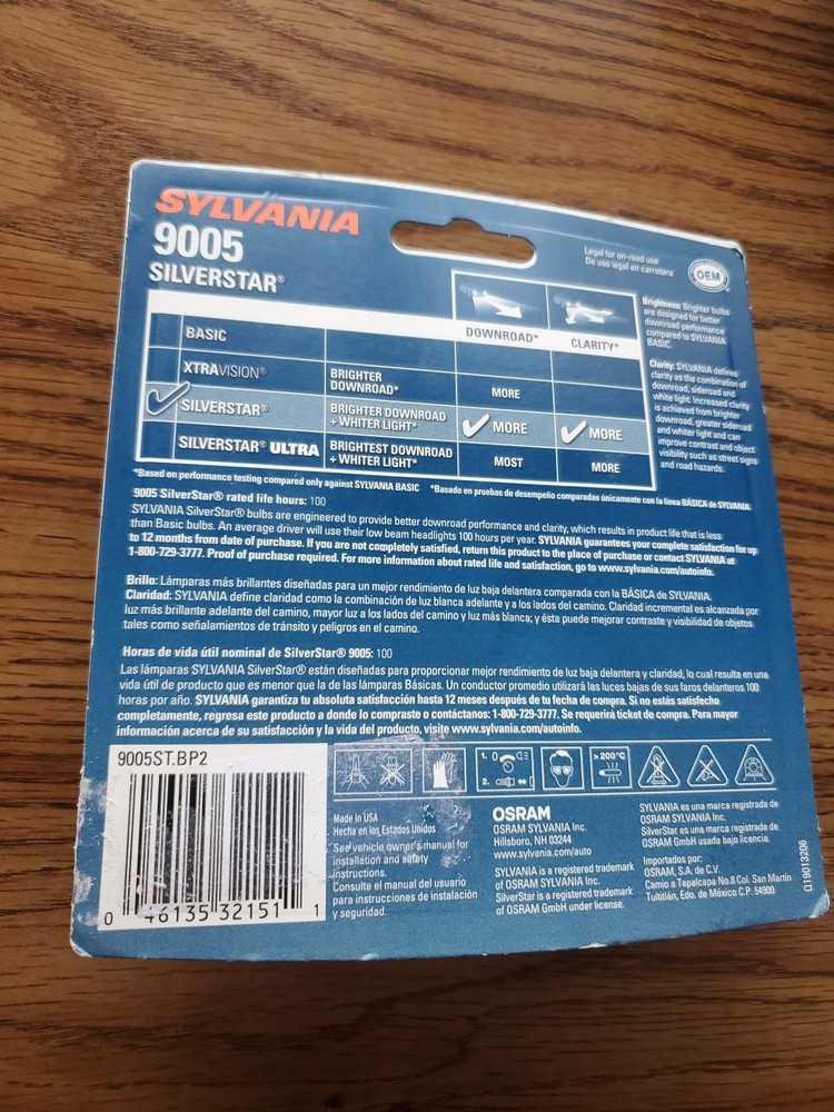 SYLVANIA - 9005 SilverStar - High Performance Halogen Headlight Bulb (2 Lamps)