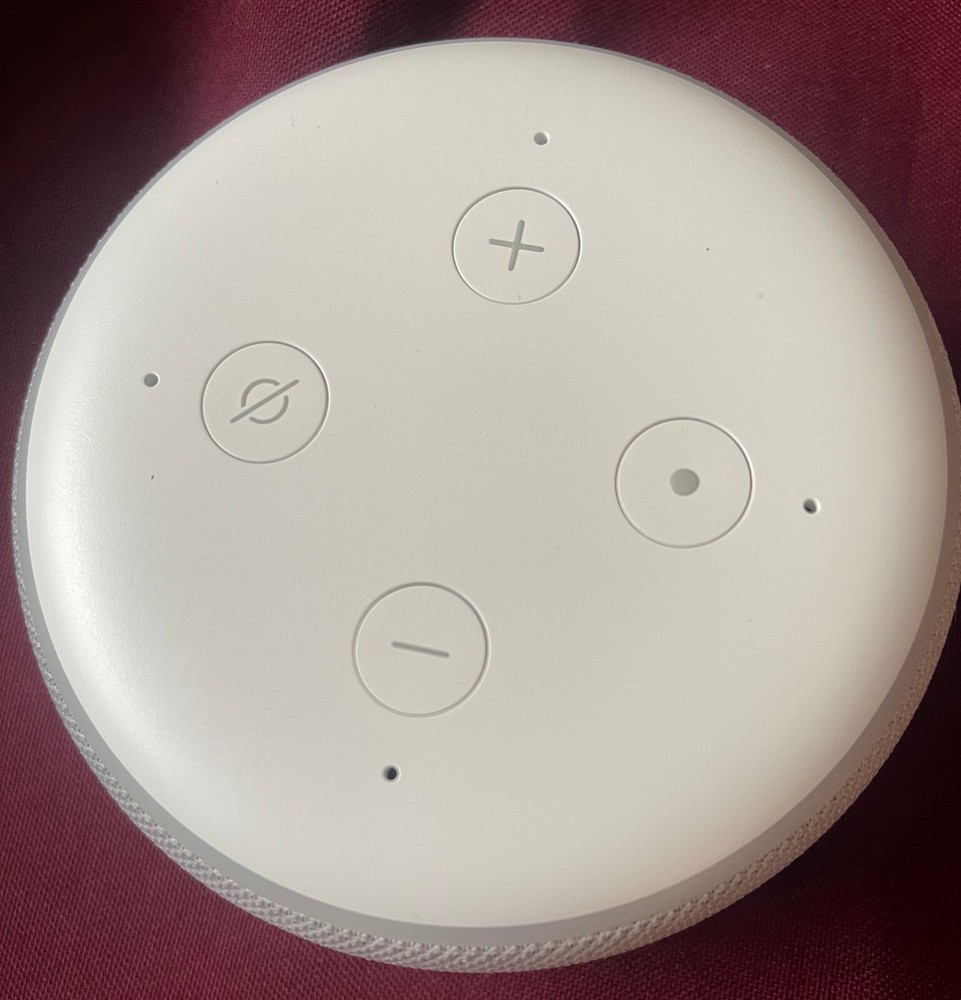 Amazon Echo Dot (3rd Gen) - Smart Speaker with Clock and Alexa- Sandstone(White)