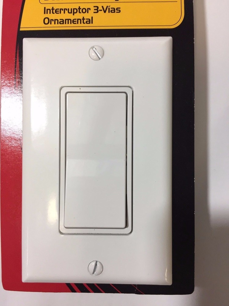 COOPER DECORATOR 3-WAY ROCKER SWITCH WITH COVER PLATE WHITE