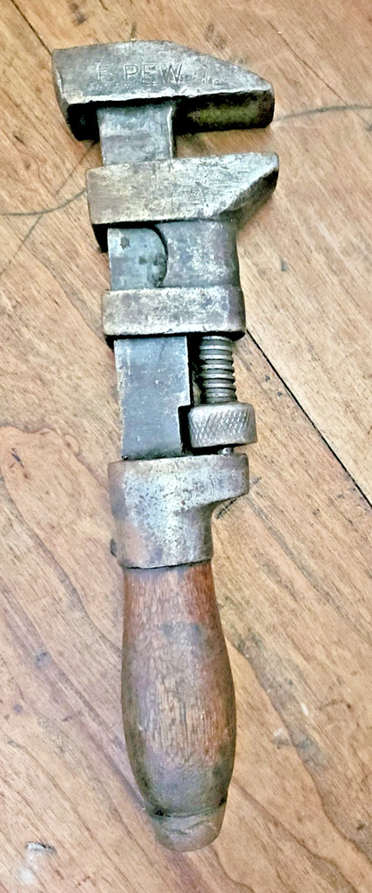 Antique E PEW 8” Wooden Handle Stillson Style Adjustable Pipe Wrench Plumber