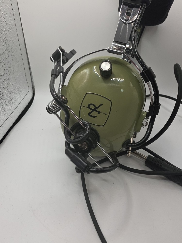 David Clark Model Unsure Aviation Headset with M7 Microphone. B3