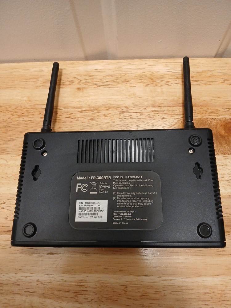 Frys Wireless Router Model FR-300RTR Good Condition