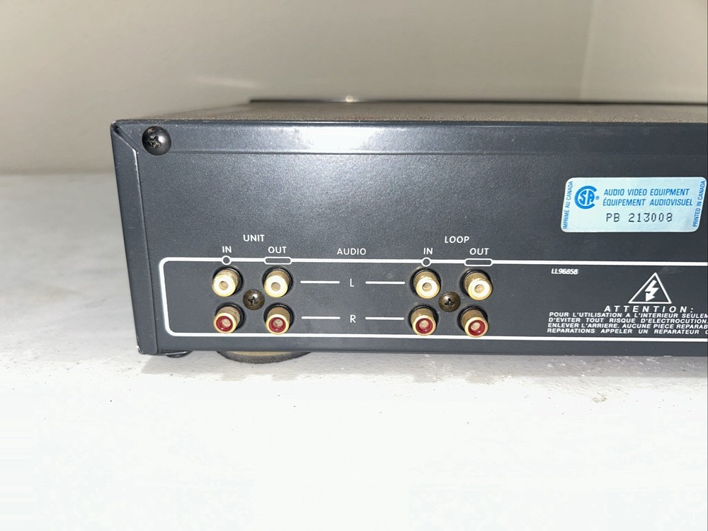 Hughes AK-100 SRS Sound Retrieval System Stereo Processor As Is Untested