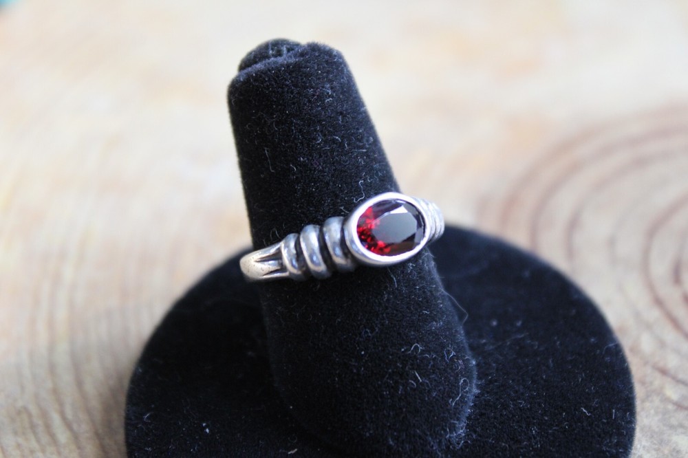 Garnet & Sterling Silver Ring size 6