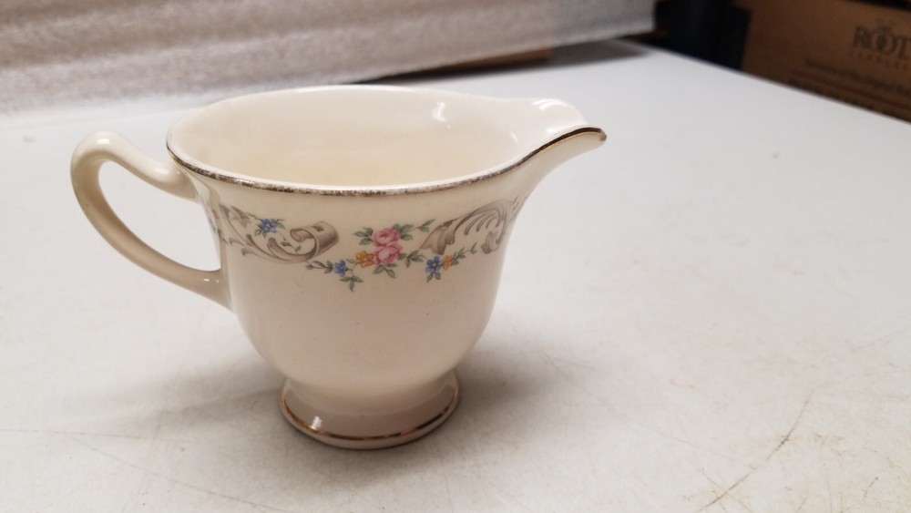 Vintage 1 Cup China Cream Container (M)