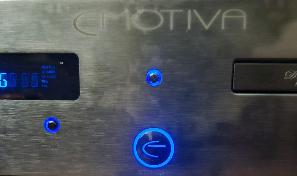 Emotiva ERC-3 Differtial Reference CD Player with Remote, Tested and Works