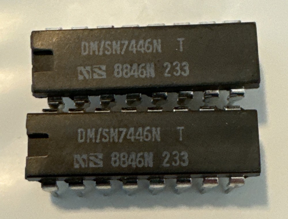 QTY - 2 National Semi SN7446N 7446 Decoder Driver - Classic IC part