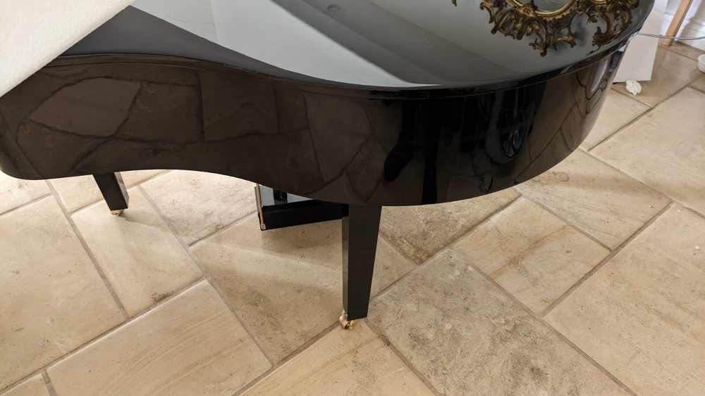Suzuki G-33 Grand Digital Piano