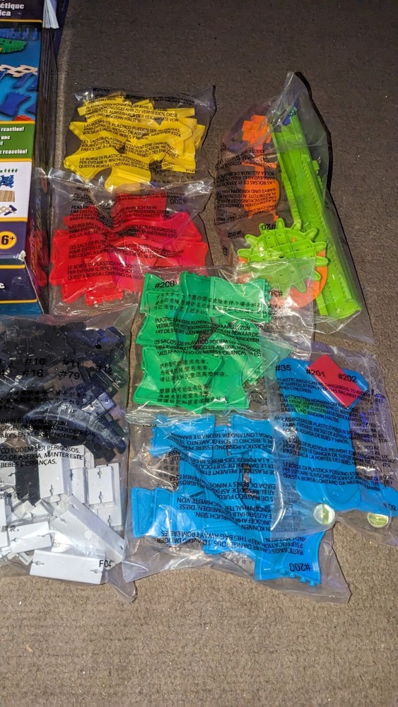 Edu Science Kinetics - Kinetic Force Set (New in open Box)
